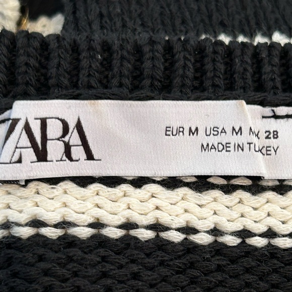 ZARA sM cardigan-pockets-designer inspired-sltly cropped LOOKS NEW-retail $105 - Picture 4 of 6